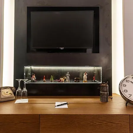 Annunziata Guesthouse, Centro Storico Bed and Breakfast 4*