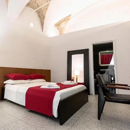 Bed and Breakfast Annunziata Guesthouse, Centro Storico 4*