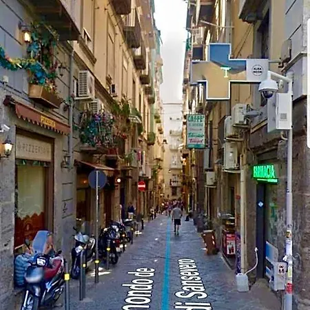 Annunziata Guesthouse, Centro Storico Bed & Breakfast Napoli