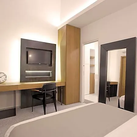Annunziata Guesthouse, Centro Storico Oda ve Kahvaltı 4*