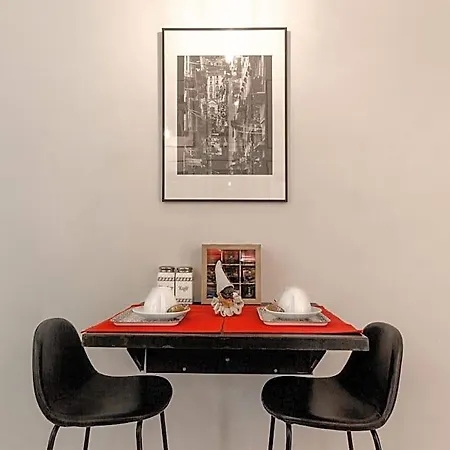 Oda ve Kahvaltı Annunziata Guesthouse, Centro Storico Napoli