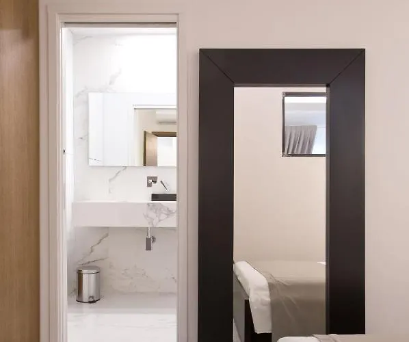 Annunziata Guesthouse, Centro Storico Oda ve Kahvaltı 4*