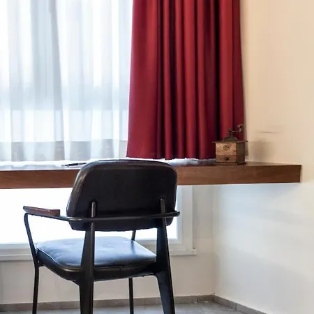 Annunziata Guesthouse, Centro Storico 4* Nápoles